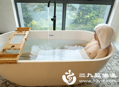 洗澡水温错了太伤身 不管男女老少这个温度最健康 看完改习惯