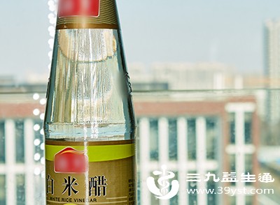 不要轻信“白醋擦唇周”“牙膏去黑”等偏方 不要轻信“白醋擦唇周”“牙膏去黑”等偏方