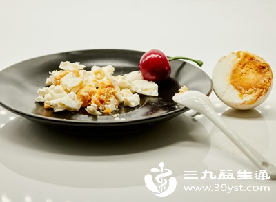 长胖的核心是“热量过剩”,只要控制好食用量,咸鸭蛋的热量完全可以融入日常饮食 长胖的核心是“热量过剩”,只要控制好食用量,咸鸭蛋的热量完全可以融入日常饮食
