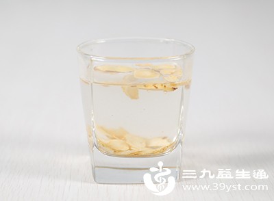 饮用前需先判断自身体质,若属于上述禁忌人群,应避免饮用 饮用前需先判断自身体质,若属于上述禁忌人群,应避免饮用