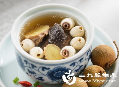 菜肴类:咸香可口,解锁莲子新吃法 菜肴类:咸香可口,解锁莲子新吃法