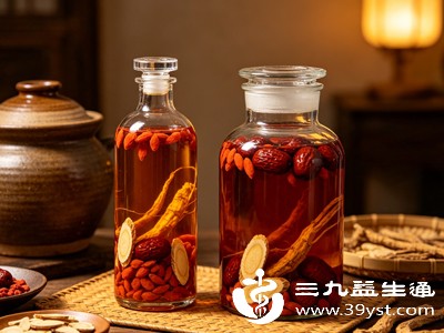 鹿鞭泡酒补肾固本、活血通络,能够滋养筋骨、强健腰膝,缓解肾虚引发的腰腿酸痛、肢体无力 鹿鞭泡酒补肾固本、活血通络,能够滋养筋骨、强健腰膝,缓解肾虚引发的腰腿酸痛、肢体无力