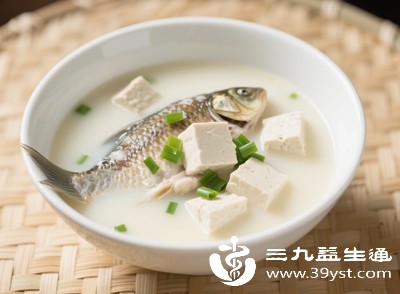 鲫鱼豆腐汤的营养价值源于两种食材的优势互补 鲫鱼豆腐汤的营养价值源于两种食材的优势互补