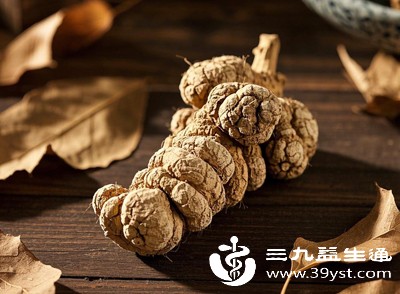 田七性偏温,体质燥热的人群不宜长期大量食用,以免加重燥热症状 田七性偏温,体质燥热的人群不宜长期大量食用,以免加重燥热症状