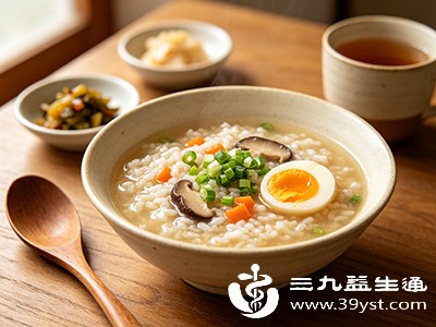 长期吃汤泡饭,看似喝了汤,实则错过了食材本身的大部分营养 长期吃汤泡饭,看似喝了汤,实则错过了食材本身的大部分营养