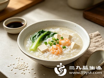 汤泡饭依赖汤的味道提升口感,孩子长期食用会习惯“重口味” 汤泡饭依赖汤的味道提升口感,孩子长期食用会习惯“重口味”