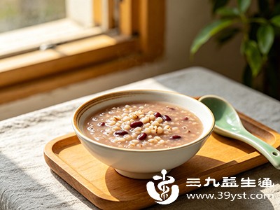 红豆、薏米（需炒熟）