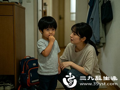 孩子吃手指头=不卫生？真相可能颠覆认知 家长别做错