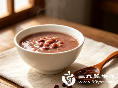常喝红豆汤有什么好处 利水消肿还补血 这些注意事项要记牢