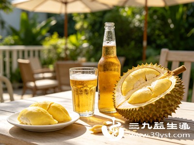 体内尿酸代谢存在异常,啤酒和榴莲均会升高尿酸水平 体内尿酸代谢存在异常,啤酒和榴莲均会升高尿酸水平