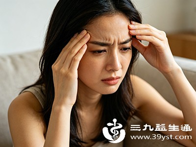若手麻同时伴随头晕、头痛、肢体无力、言语不清等症状，需警惕脑梗塞