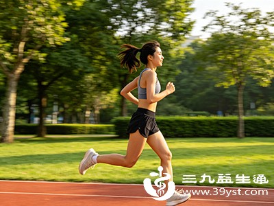 晨跑vs夜跑哪个更利于减肥 一文说清优势与注意事项
