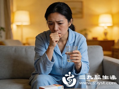 咳嗽期间消化功能可能相对减弱,且呼吸道处于敏感状态 咳嗽期间消化功能可能相对减弱,且呼吸道处于敏感状态
