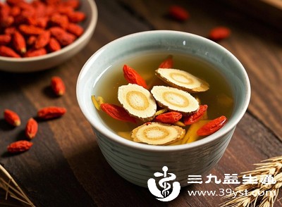 任何养生食材都讲究适量原则,黄芪和枸杞也不例外 任何养生食材都讲究适量原则,黄芪和枸杞也不例外