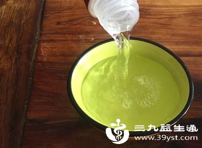 解酒的真相：没有“快速解酒药” 这些实用方法帮你缓解酒后不适