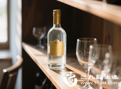 白酒含有较高浓度的酒精,主要通过肝脏代谢 白酒含有较高浓度的酒精,主要通过肝脏代谢