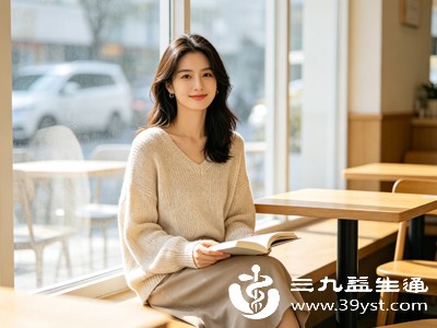夹腿时盆底肌肉的收缩可能会在短期内对子宫产生轻微压迫,虽然这种压迫通常不会导致经血排出受阻 夹腿时盆底肌肉的收缩可能会在短期内对子宫产生轻微压迫,虽然这种压迫通常不会导致经血排出受阻