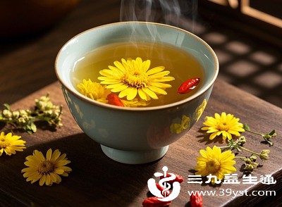胎菊性微寒，脾胃虚寒、容易腹泻、怕冷的人群应避免饮用或少量尝试，以免加重不适症状