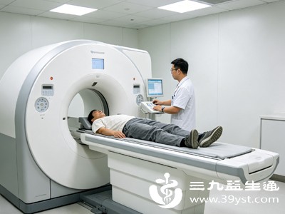 医生会通过体格检查、X光、核磁共振等检查明确诊断,制定针对性治疗方案 医生会通过体格检查、X光、核磁共振等检查明确诊断,制定针对性治疗方案
