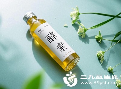 外源性酵素进入人体后难以达到分解大量脂肪的效果,更无法替代身体自身的脂肪代谢机制 外源性酵素进入人体后难以达到分解大量脂肪的效果,更无法替代身体自身的脂肪代谢机制