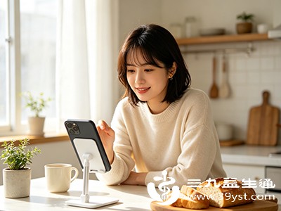 使用手机的站立模式或定时提醒功能，每隔20-30分钟放下手机