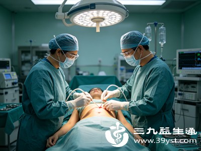 传统抽脂以“去脂肪”为核心，重点解决肥胖问题，但很难把控整体线条均匀度，术后容易出现皮肤凹凸不平、线条生硬、左右不对称的情况，皮肤紧致回缩效果一般，塑形美感较弱
