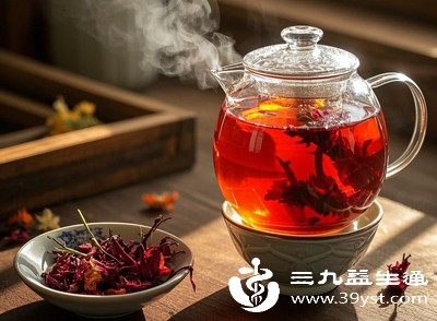 建议用温水冲泡洛神花茶,避免用沸水长时间浸泡,以免破坏部分营养成分 建议用温水冲泡洛神花茶,避免用沸水长时间浸泡,以免破坏部分营养成分