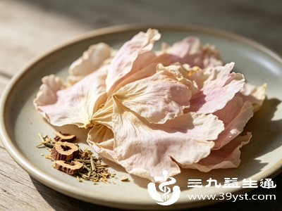 牡丹花入肝经,能疏肝理气、舒缓郁结气机,帮助调节情绪 牡丹花入肝经,能疏肝理气、舒缓郁结气机,帮助调节情绪