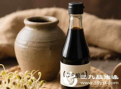 胃酸过多、胃溃疡、食道炎、牙釉质敏感及肾脏疾病患者,应避免饮用醋;孕妇、哺乳期妇女及儿童也需谨慎 胃酸过多、胃溃疡、食道炎、牙釉质敏感及肾脏疾病患者,应避免饮用醋;孕妇、哺乳期妇女及儿童也需谨慎
