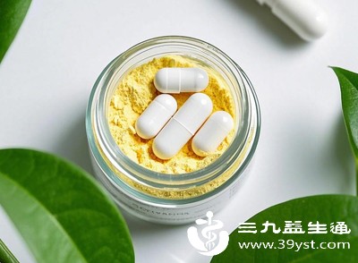 长期服用某些药物,可能影响凝血机制或对尿路黏膜产生刺激,引发血尿 长期服用某些药物,可能影响凝血机制或对尿路黏膜产生刺激,引发血尿