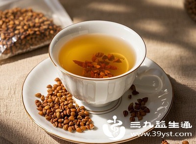 苦荞茶中的某些成分可能会与药物发生相互作用，影响药物吸收或效果