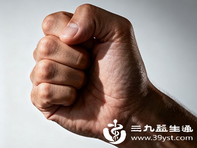 用力握拳 用力握拳