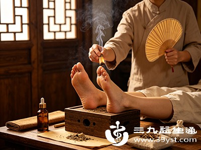 脚底的神经末梢丰富,艾灸产生的温热感能刺激这些神经末梢 脚底的神经末梢丰富,艾灸产生的温热感能刺激这些神经末梢