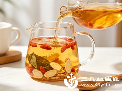 西洋参黄芪枸杞茶养阴清火,缓解熬夜虚火、口干舌燥 西洋参黄芪枸杞茶养阴清火,缓解熬夜虚火、口干舌燥
