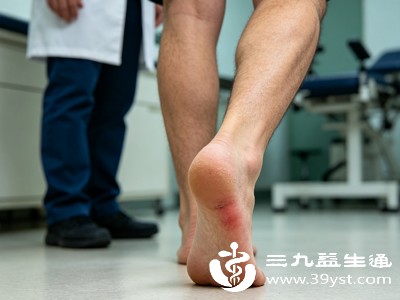 中老年人、长期久坐不动、三高人群,出现脚后跟反复麻木,需要警惕下肢血液循环不畅 中老年人、长期久坐不动、三高人群,出现脚后跟反复麻木,需要警惕下肢血液循环不畅
