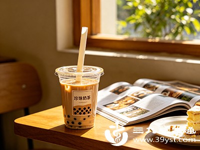 控糖度:选“无糖”或“三分糖”,让味蕾逐渐适应低甜度 控糖度:选“无糖”或“三分糖”,让味蕾逐渐适应低甜度