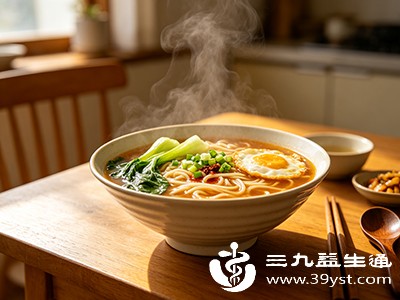 可吃一些清淡、易消化的食物,如馒头、面包、粥、面条等 可吃一些清淡、易消化的食物,如馒头、面包、粥、面条等