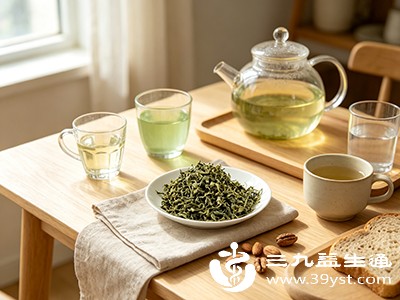 长期饮用罗布麻茶并非适合所有人，其潜在影响需从正反两方面客观看待
