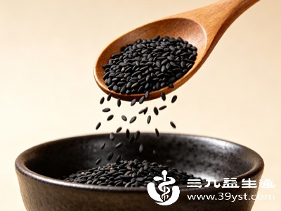 黑芝麻能补充人体微量元素、不饱和脂肪酸、维生素E,滋养发根、稳固发丝,减少断发、掉发,改善枯黄分叉,属于养发固发,而非强行生发 黑芝麻能补充人体微量元素、不饱和脂肪酸、维生素E,滋养发根、稳固发丝,减少断发、掉发,改善枯黄分叉,属于养发固发,而非强行生发