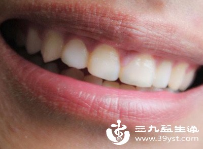 轻度黑三角的形成多与后天因素相关 轻度黑三角的形成多与后天因素相关