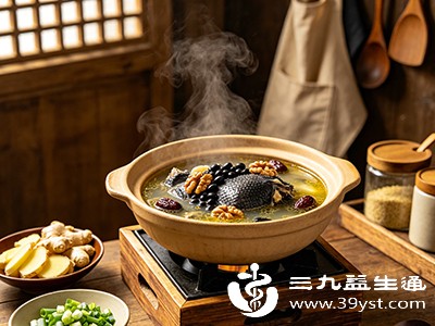 喝乌鸡汤别踩坑！这几个禁忌一定要记牢，错喝反而伤身体