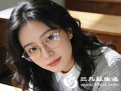 别担心！后天高度近视遗传概率多少？医生教你这样防控