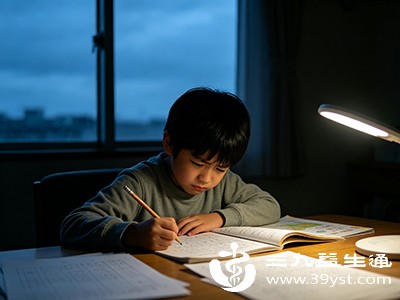 孩子自身的学习能力与学业要求不匹配，长期处于挫败感中易产生厌学情绪