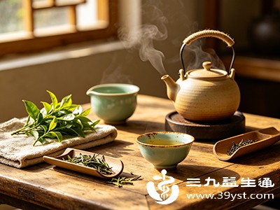 为啥医生不让吃药时喝茶？背后原因不简单，这些细节忽略就亏大了！