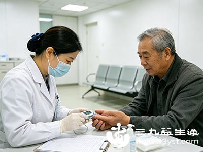 每次监测后记录血糖数值、时间、进餐、运动强度及身体感受
