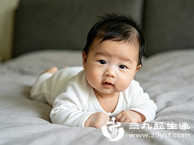 对于婴幼儿来说，其皮肤娇嫩、免疫力较低，感染风险更是远高于成人