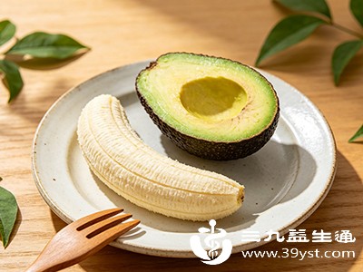 香蕉、牛油果:方便携带,适合作为加餐 香蕉、牛油果:方便携带,适合作为加餐