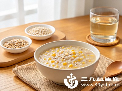 很多人喜欢把粗粮煮得软烂、浓稠——杂粮粥熬到米粒开花 很多人喜欢把粗粮煮得软烂、浓稠——杂粮粥熬到米粒开花