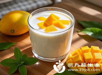 芒果与牛奶的营养各有侧重,同食可形成互补优势 芒果与牛奶的营养各有侧重,同食可形成互补优势