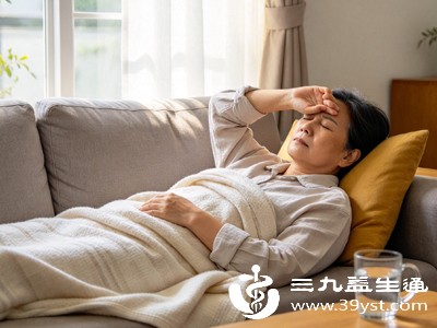 平躺时气血尚可濡养头部,起身时气血无力快速上行滋养大脑,便会引发眩晕 平躺时气血尚可濡养头部,起身时气血无力快速上行滋养大脑,便会引发眩晕